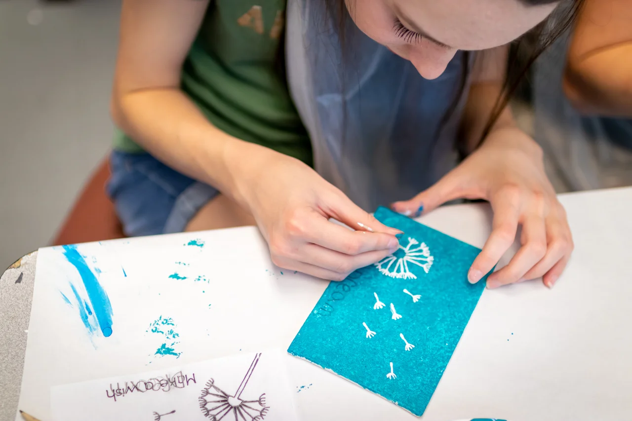Massanutten children art class dandelion painting 01