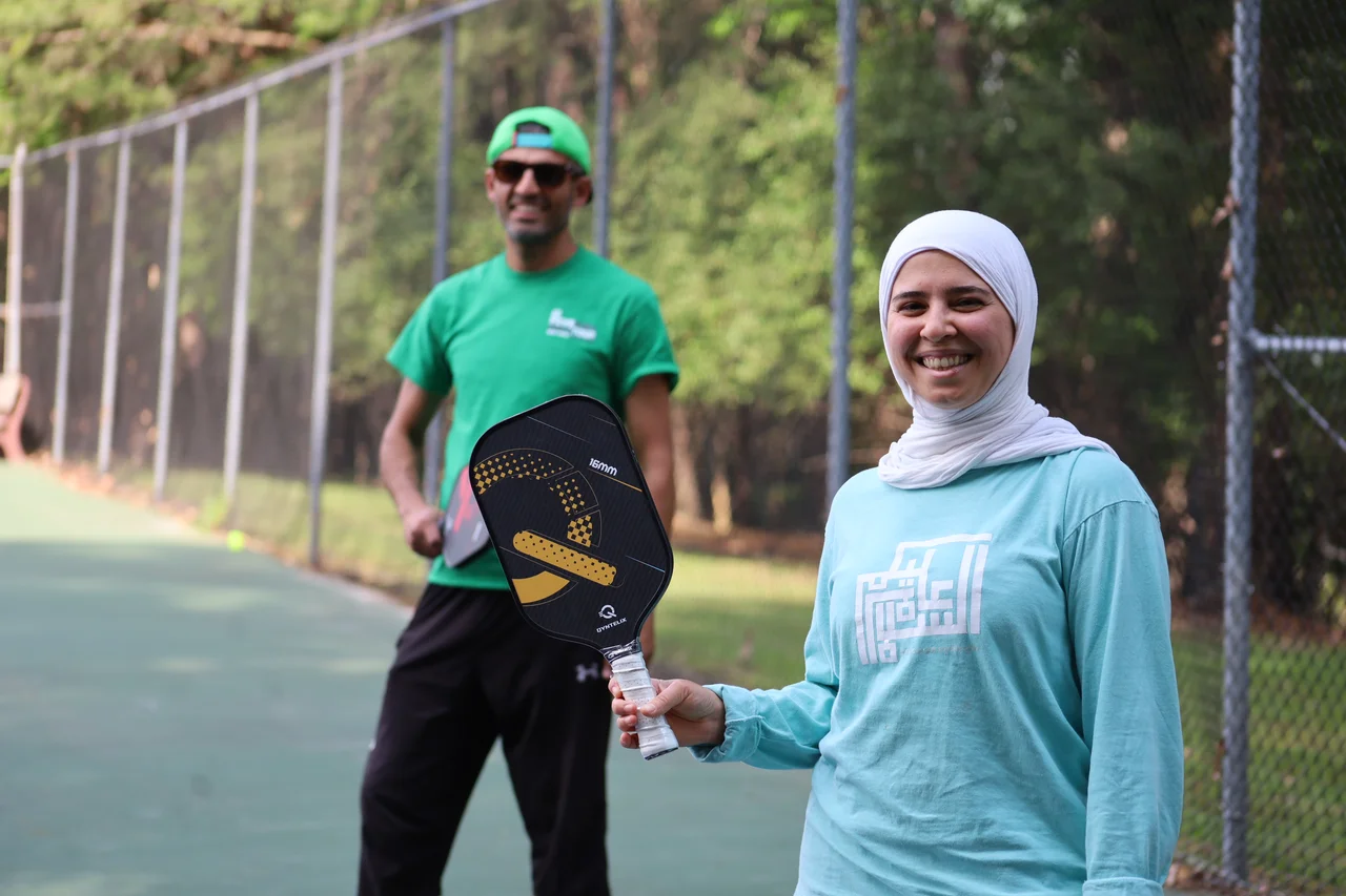 Massanutten pickleball outdoor court players portrait 01
