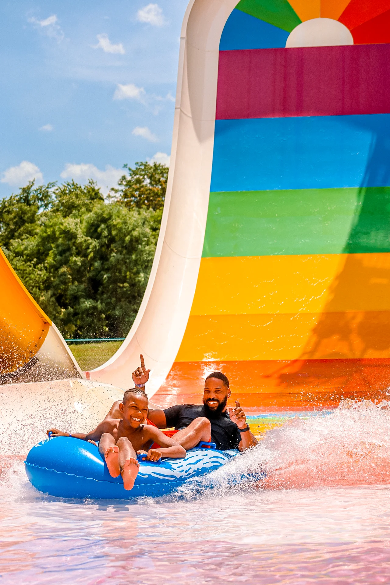 Massanutten outdoor waterpark rainbow slide tube ride 02