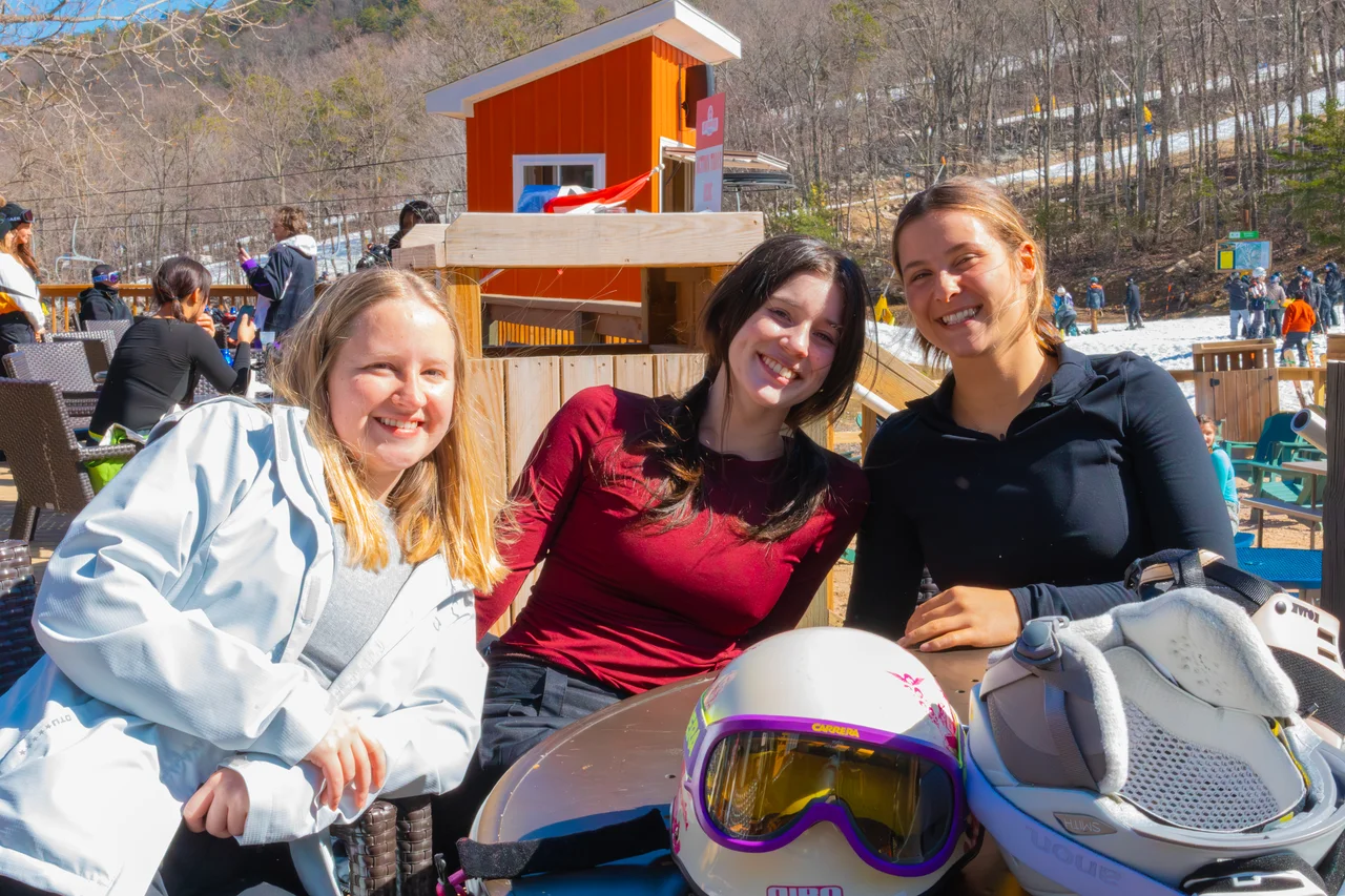 Massanutten mid mountain grill friends at outdoor table