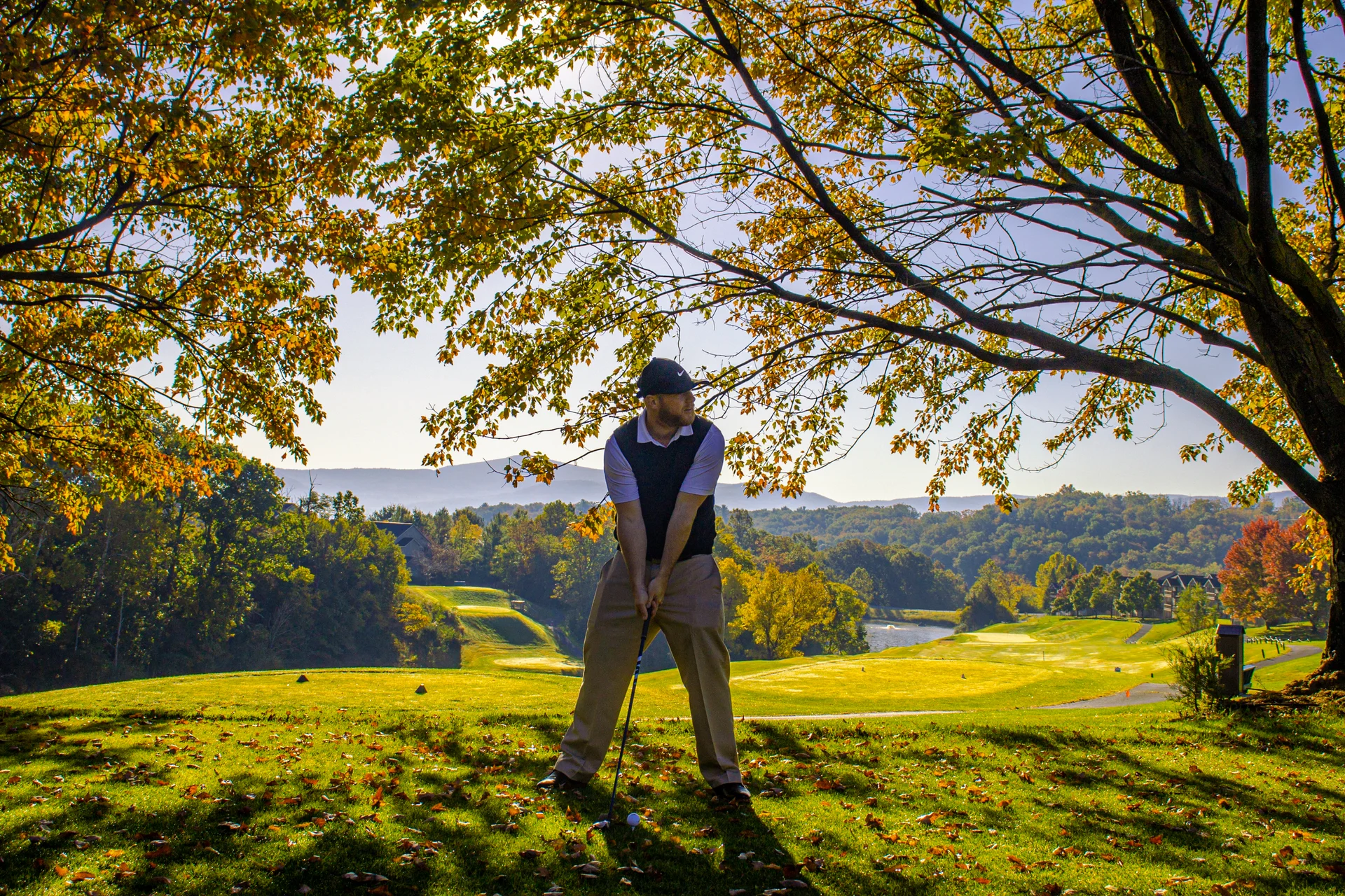 Massanutten woodstone meadows fall golfer mountain view