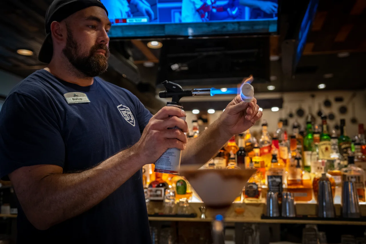 Massanutten campfire grill bartender toasting garnish