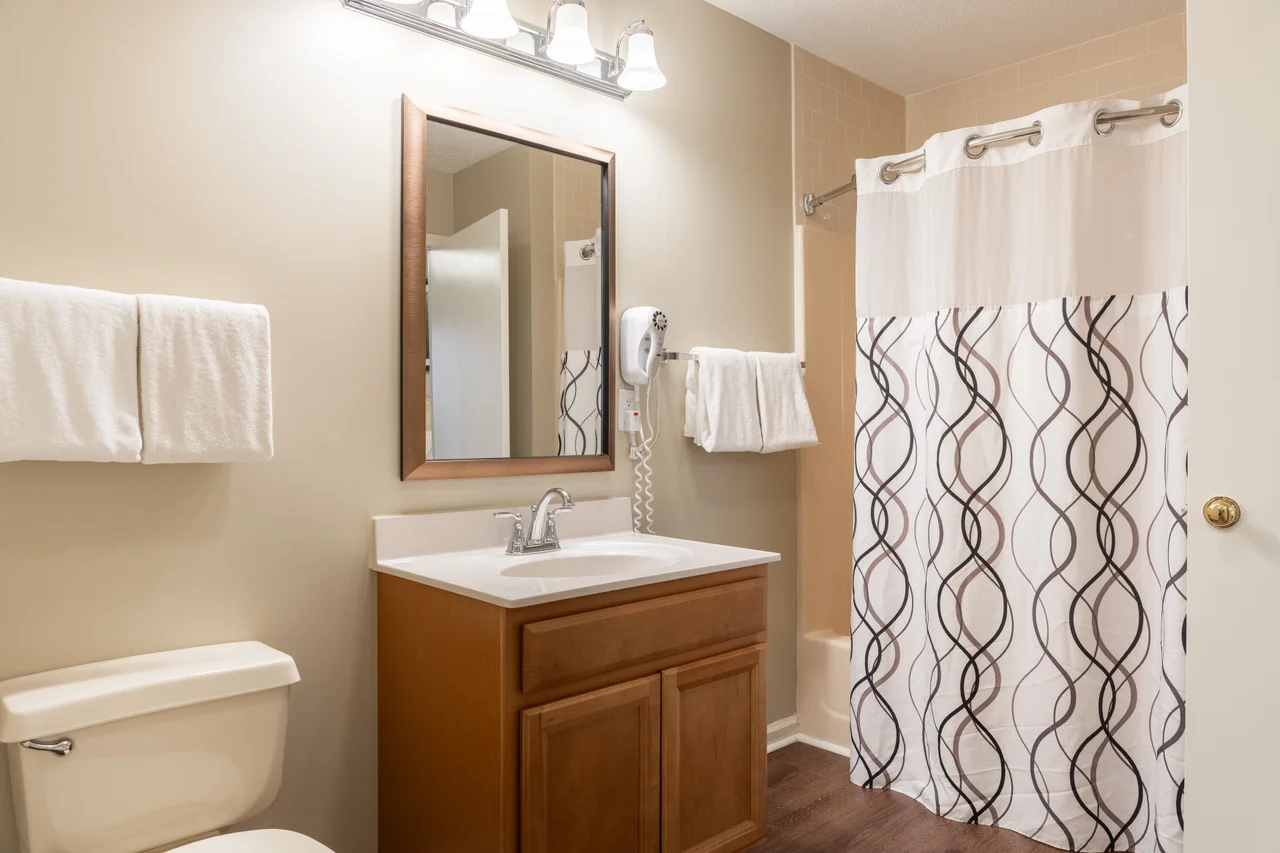 Massanutten eagle trace 327 bathroom shower