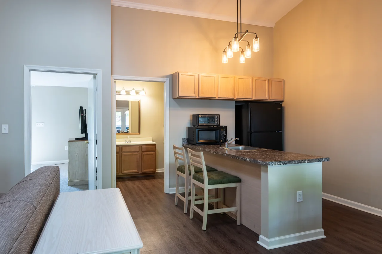 Massanutten eagle trace 327 side b full kitchen