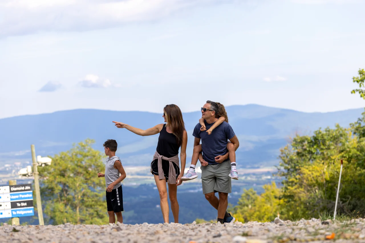 Massanutten hiking family mountain overlook woman pointing view