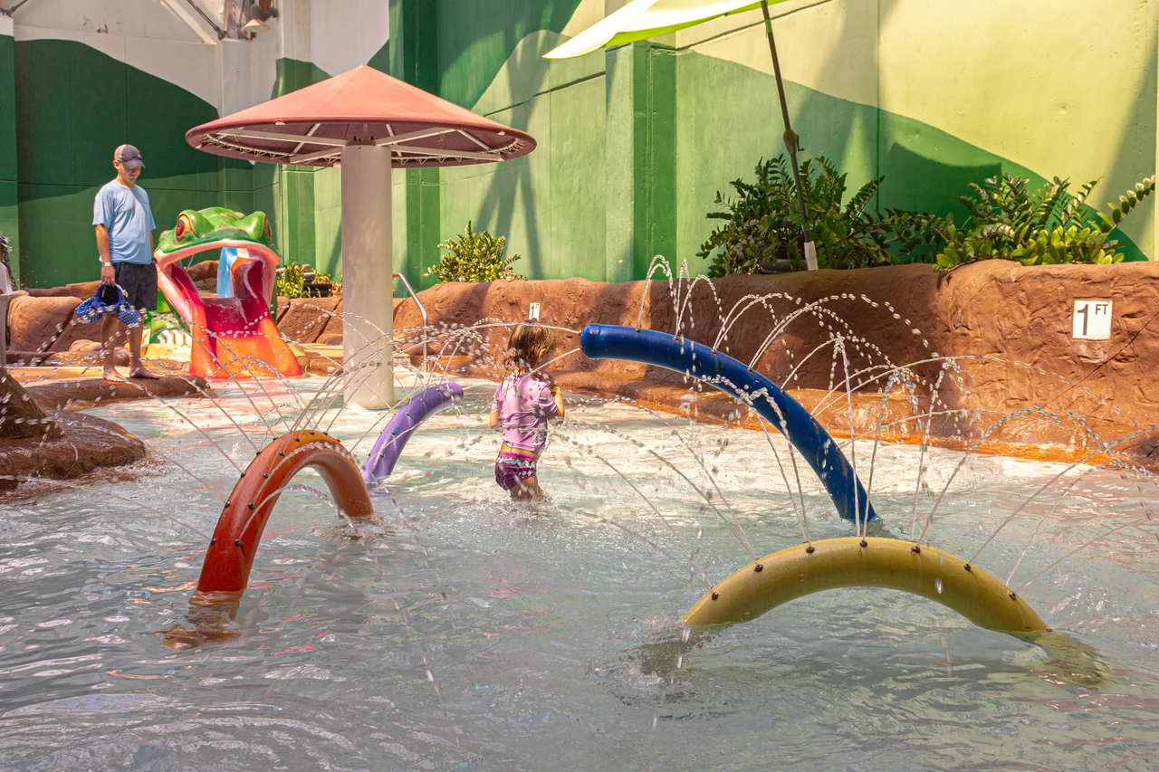 Massanutten indoor waterpark splash pad 22