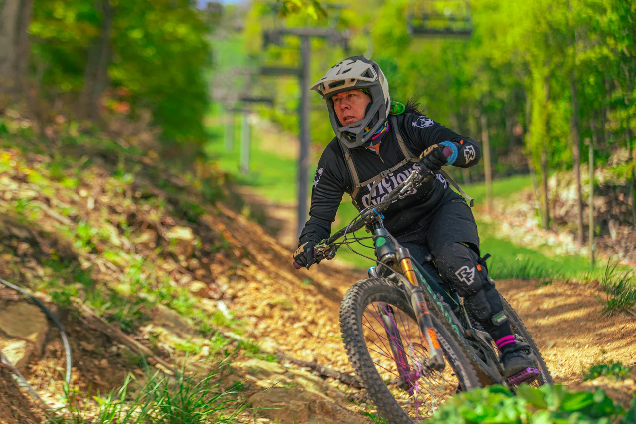 Massanutten mountain biking bike park mountain biker with chairlift and mountain view 16