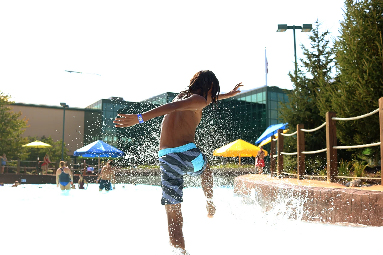 Massanutten outdoor waterpark water slide jump 20
