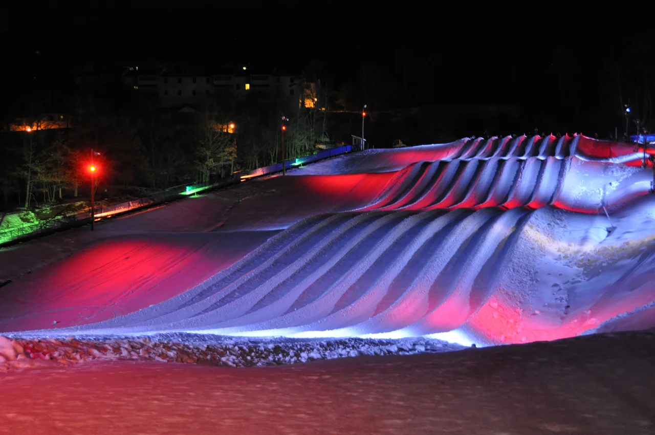 Massanutten snow tubing night red and white lights