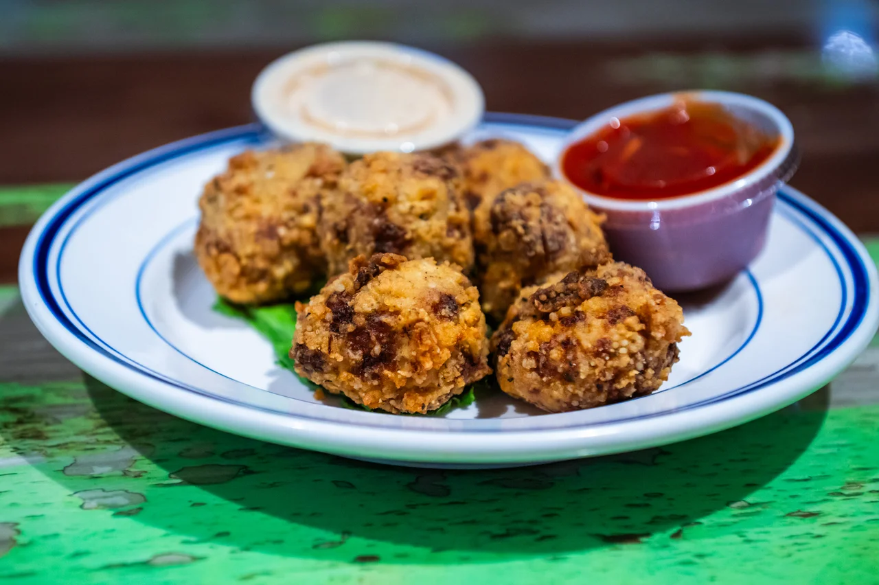 Massanutten splashs bar grill fried appetizer bites